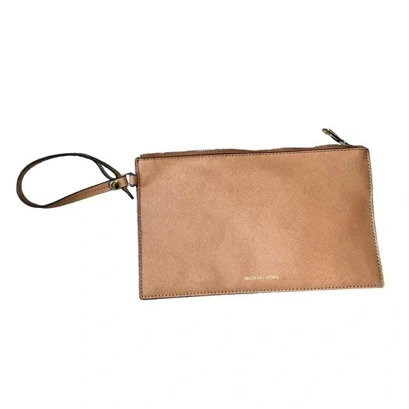 NWOT Michael Kors Leather Caramel/Tan Clutch/Wristlet - Picture 1 of 7